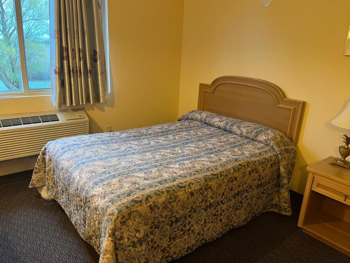 Fairview Inn Simcoe Εξωτερικό φωτογραφία